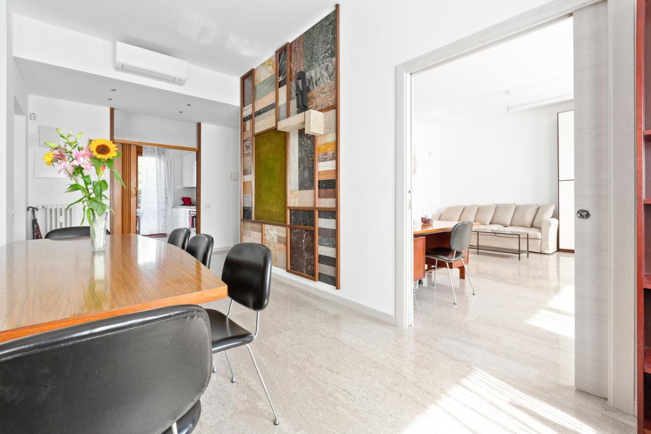 Istria & Zara Flat With Private Parking Appartamento Milano